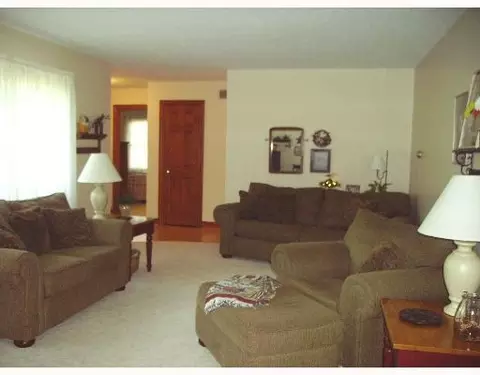5575 Morris, Springfield, OH 45502 photo 3