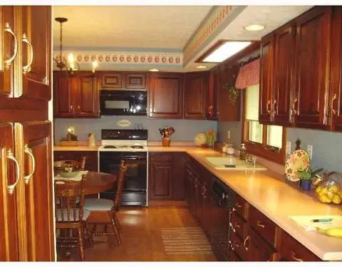 5575 Morris, Springfield, OH 45502 photo 4