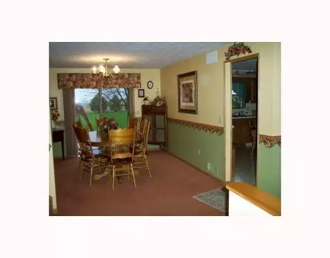 3082 Rocky Point Rd, Springfield, OH 45502 photo 5