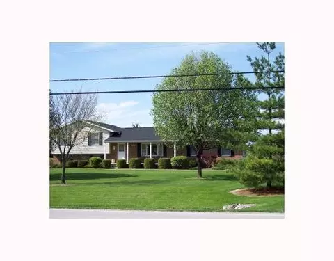 3082 Rocky Point Rd, Springfield, OH 45502 photo 1
