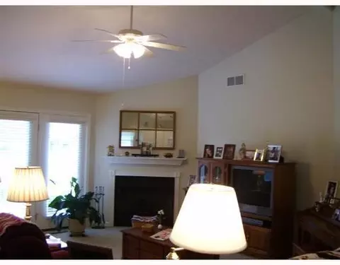 1601 Bishop Ct, Celina, OH 45822 photo 3