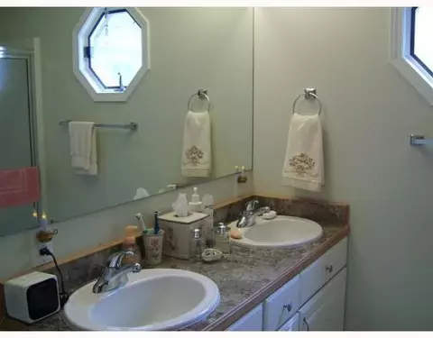 1601 Bishop Ct, Celina, OH 45822 photo 7