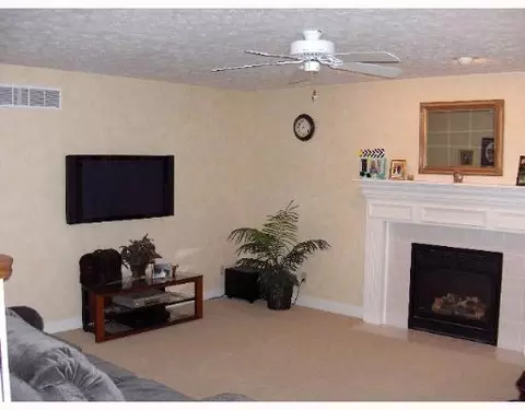 4522 Dowden St, Springfield, OH 45503 photo 4