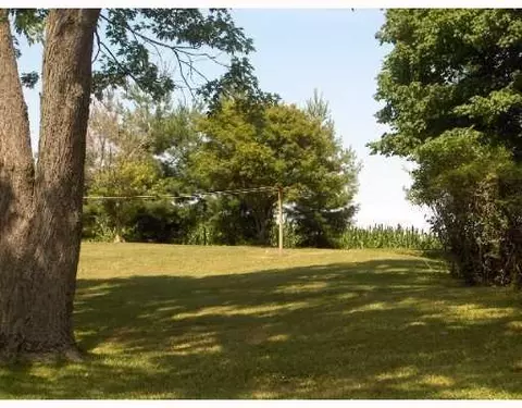 834 Shrine Rd, Springfield, OH 45502 photo 2