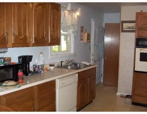 834 Shrine Rd, Springfield, OH 45502 photo 7