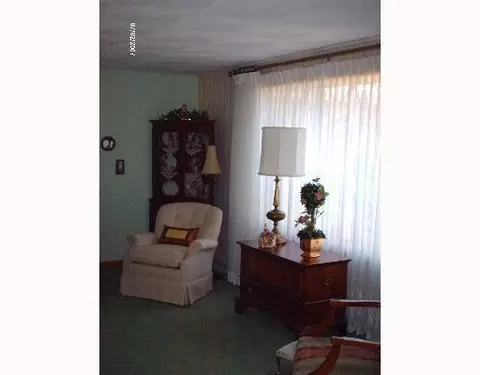 4110 Phoenix Dr, Springfield, OH 45503 photo 4