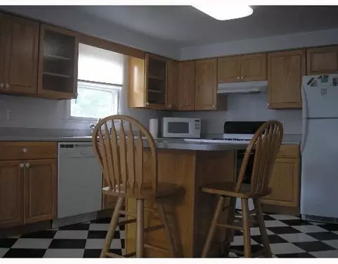 5245 E Ridgewood Rd, Springfield, OH 45503 photo 4
