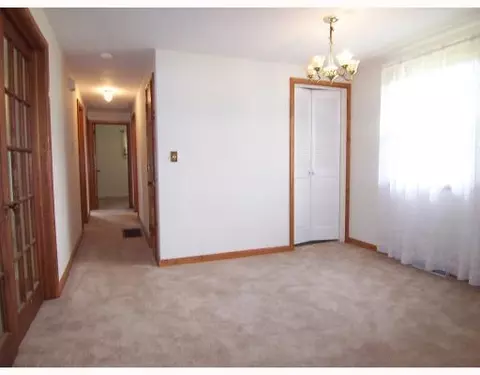 4804 Westmont Dr, Springfield, OH 45503 photo 3