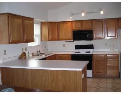 1236 Old Farm Ln #., Springfield, OH 45503 photo 5