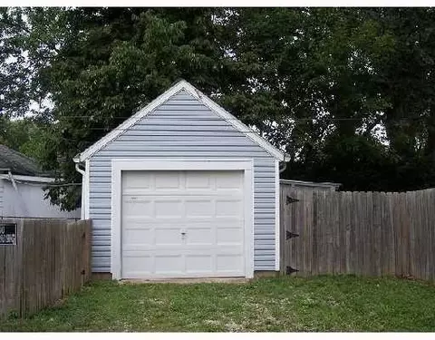 540 S Douglas, Springfield, OH 45505 photo 7