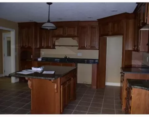 1209 Jill Ave, Celina, OH 45822 photo 2