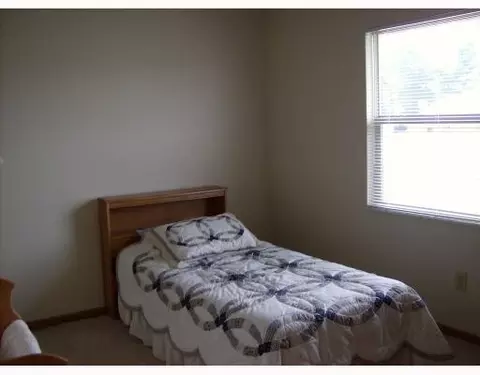 5571 W Ridgewood, Springfield, OH 45502 photo 4