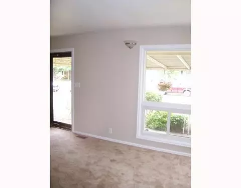 825 Hemlock, Celina, OH 45822 photo 3