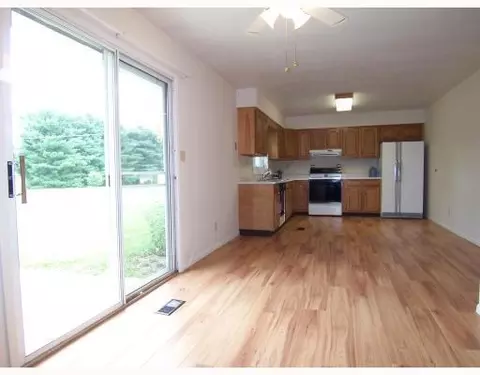 5864 Morris Rd, Springfield, OH 45502 photo 4