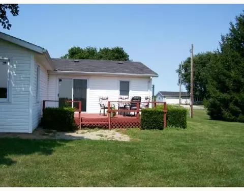 6921 Crowl, De Graff, OH 43318 photo 4