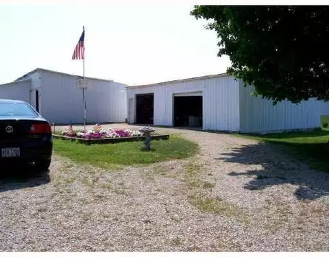 6921 Crowl, De Graff, OH 43318 photo 2