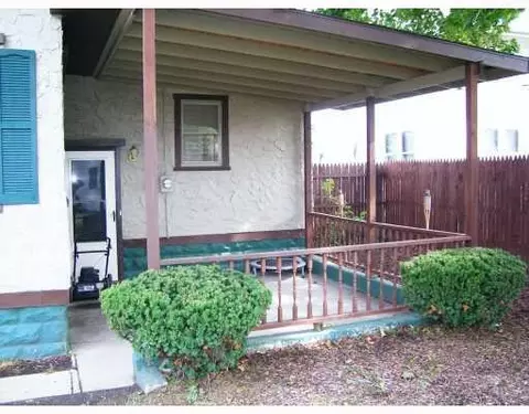 751 E Southern, Springfield, OH 45505 photo 2