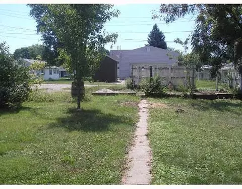 1531 W Jefferson St, Springfield, OH 45506 photo 2
