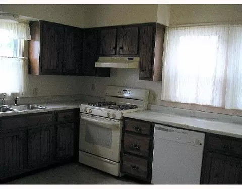 640 S Douglas, Springfield, OH 45505 photo 3