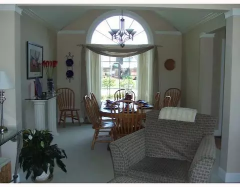 2006 Eaglebrooke Pkwy, Celina, OH 45822 photo 4