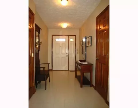 3990 Petre Rd, Springfield, OH 45502 photo 2