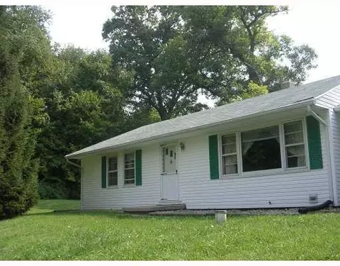 2849 Elm Dr, Springfield, OH 45504 photo 1