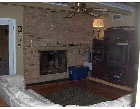2627 Carousel Dr, Springfield, OH 45503 photo 2