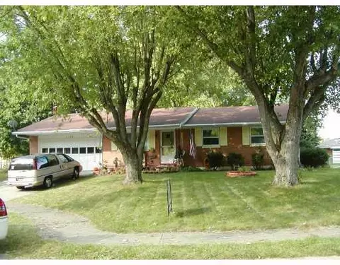 1324 Wright Cir, Troy, OH 45373 photo 1
