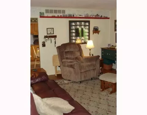 3925 Crescent Hill Dr, Springfield, OH 45502 photo 6