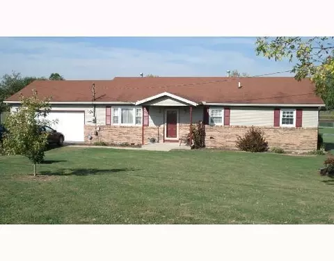 4261 S Pitchin Rd, Springfield, OH 45502 photo 1