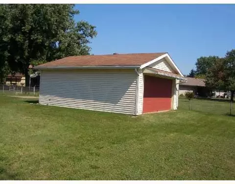 3122 Nantucket St, Springfield, OH 45503 photo 3