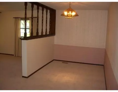 3122 Nantucket St, Springfield, OH 45503 photo 6