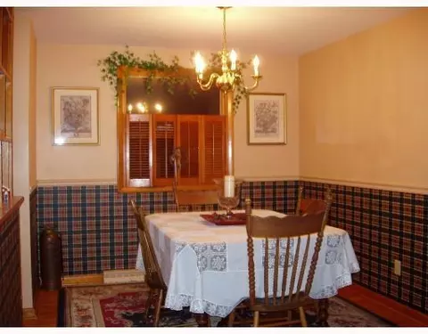 4910 Tulane, Springfield, OH 45503 photo 2