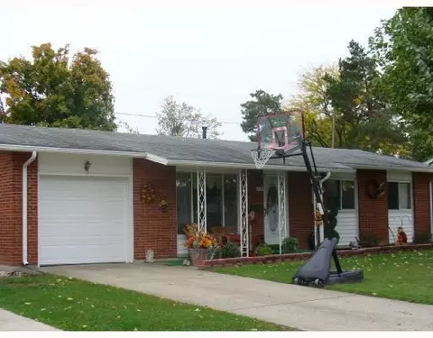 218 E Frst, Celina, OH 45822 photo 1