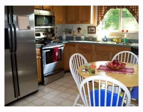 2861 Dawn, Springfield, OH 45503 photo 3