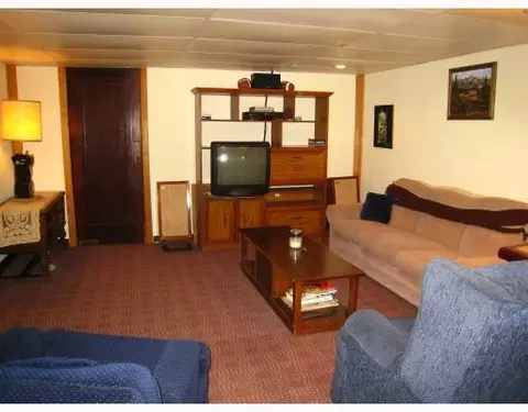 630 Riverside Dr, Springfield, OH 45504 photo 9