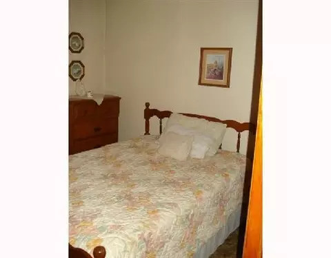 143 W John St, Springfield, OH 45506 photo 7