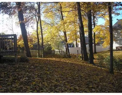 5459 Stoneridge Dr, Springfield, OH 45503 photo 9