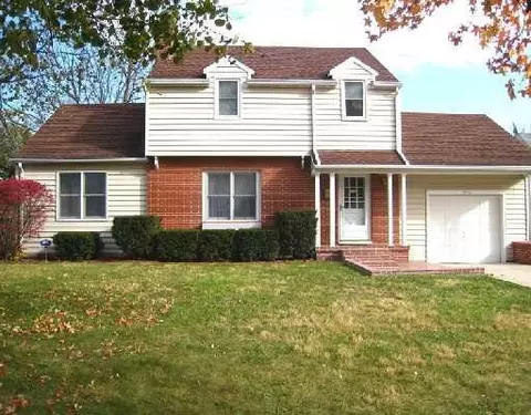 2430 Shawnee Blvd, Springfield, OH 45504 photo 1
