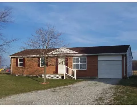 366 Frazier Guy, Sidney, OH 45365 photo 2