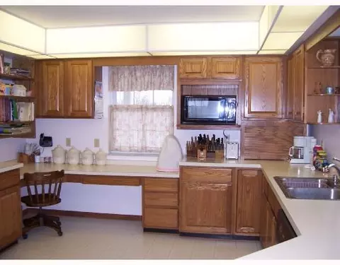 17537 E Sharp, Sidney, OH 45365 photo 3