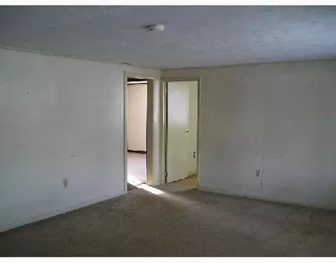3087 Rocky Pt, Springfield, OH 45502 photo 4