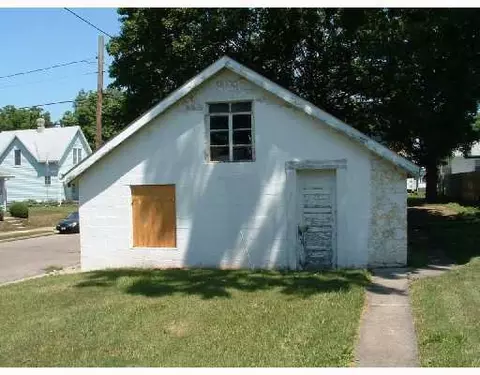 2100 Woodside, Springfield, OH 45503 photo 3