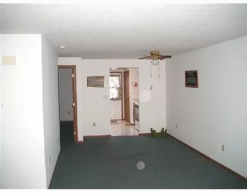 4422 Ridgewood Rd E #.., Springfield, OH 45503 photo 3