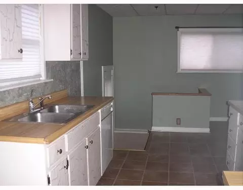 1326 Terrace Dr, Springfield, OH 45503 photo 6