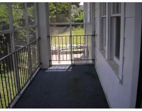 1326 Terrace Dr, Springfield, OH 45503 photo 2