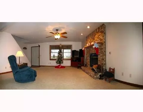 3255 Willow Rd, Springfield, OH 45502 photo 2