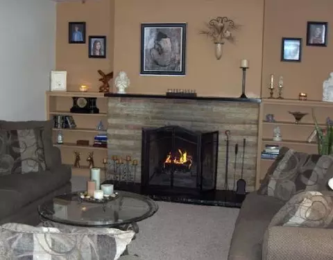 813 E Mc Creight Ave, Springfield, OH 45503 photo 3
