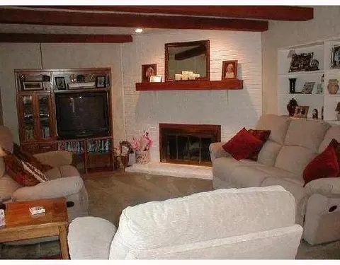 3040 Clarion Dr, Springfield, OH 45503 photo 3