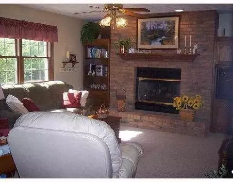 1354 Ryan Ct, Springfield, OH 45503 photo 4